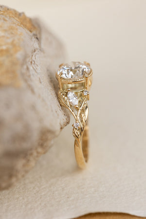 Lab grown diamond engagement ring, gold nature inspired ring with leaves and diamonds / Patricia - Eden Garden Jewelry™