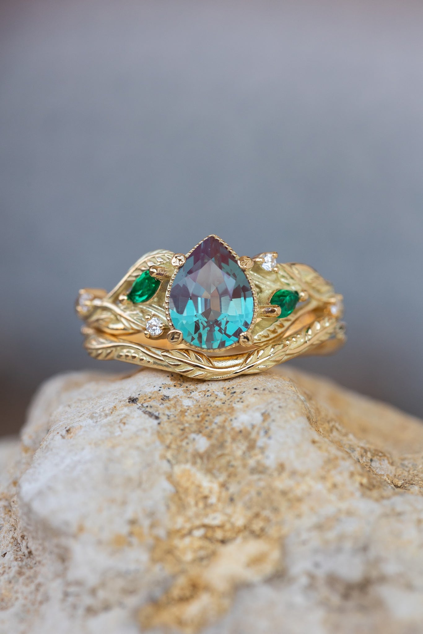 Alexandrite and accent emeralds bridal ring set, ethical gemstones engagement ring set / Patricia - Eden Garden Jewelry™