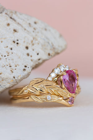 Wedding rings set for couple: palm leaf wedding band for him, Palmira crown ring set with natural pink sapphire for her - Eden Garden Jewelry™