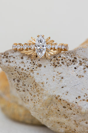 Lab grown diamond engagement ring with diamonds / Verbena