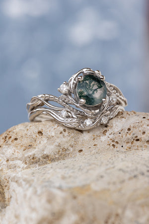 White gold bridal ring set with round moss agate and accent diamonds / Undina - Eden Garden Jewelry™