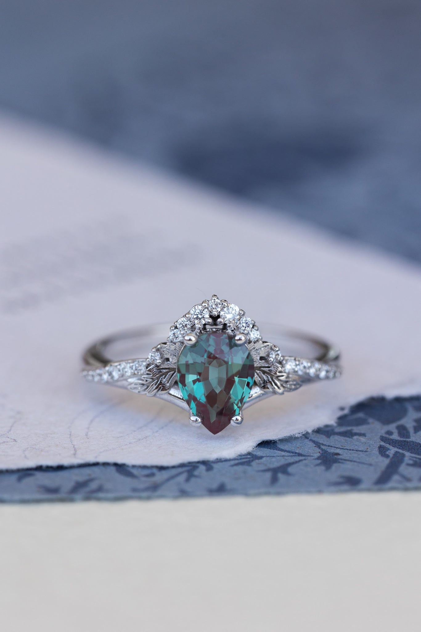 Colour changing alexandrite bridal ring set, white gold stacking rings with diamonds / Amelia - Eden Garden Jewelry™