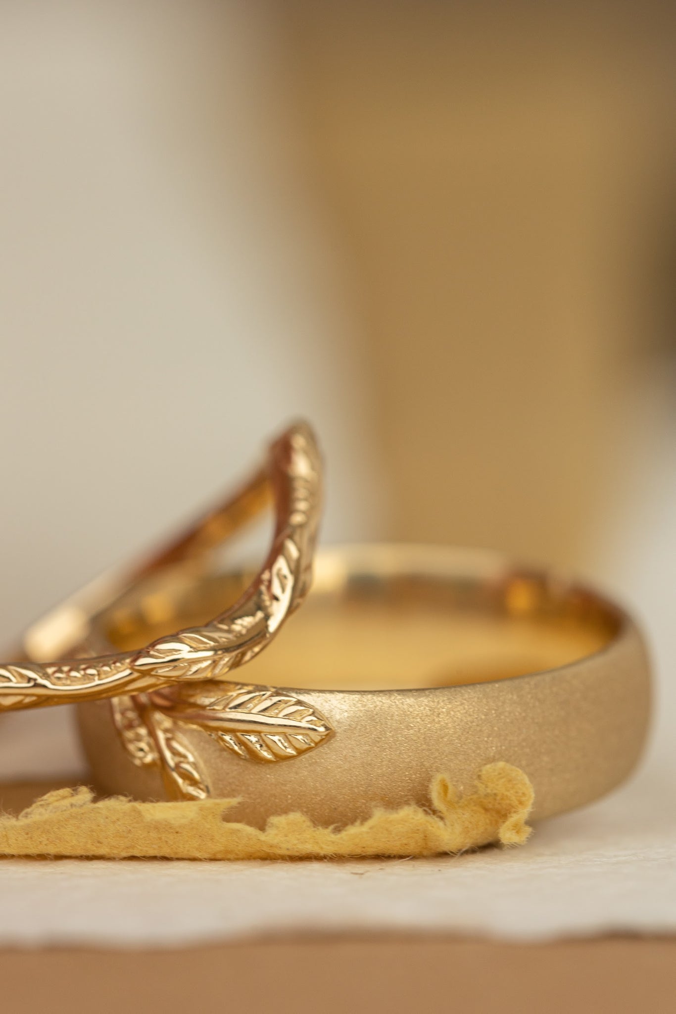 Wedding rings set for couples: satin band with branch for him, simple curved twig ring for her - Eden Garden Jewelry™