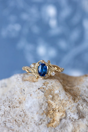 Natural blue sapphire engagement ring with accent diamonds / Undina - Eden Garden Jewelry™