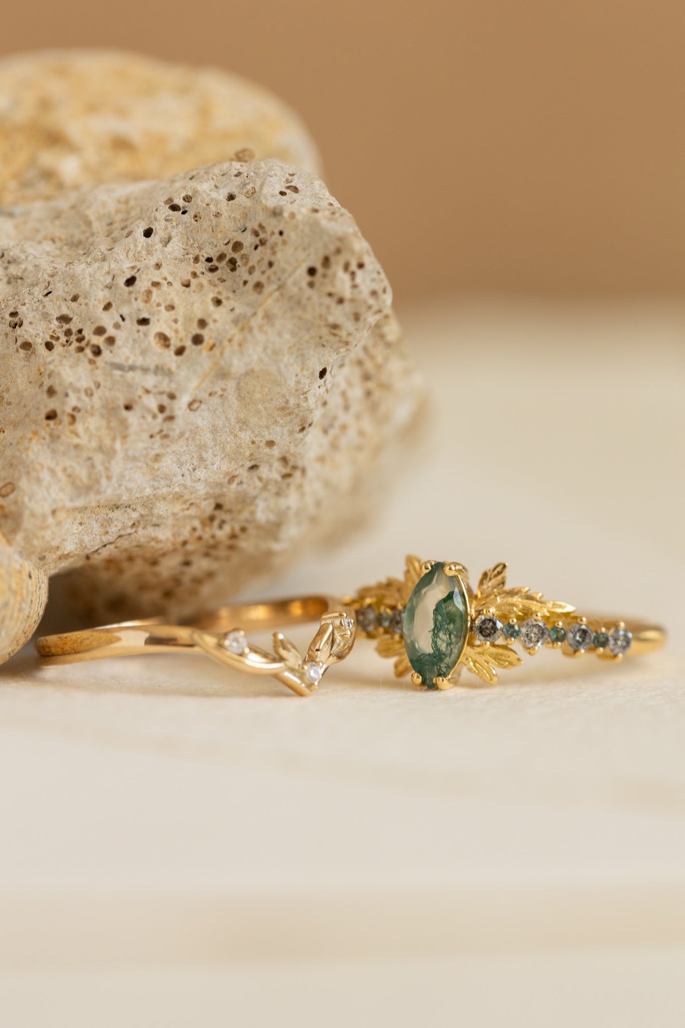 Marquise moss agate bridal ring set with salt&pepper diamonds and teal sapphires / Verbena - Eden Garden Jewelry™