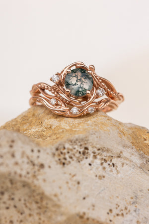 Bridal ring set in rose gold with natural round moss agate and accent diamonds / Undina - Eden Garden Jewelry™