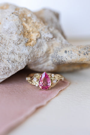 Natural pink spinel engagement ring, gold nature inspired engagement ring with leaves and diamonds / Patricia - Eden Garden Jewelry™