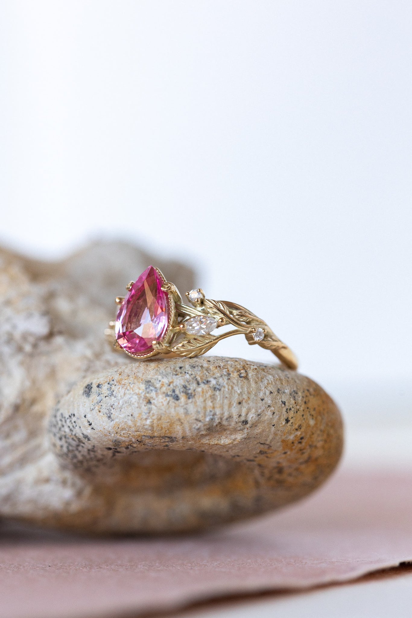 Natural pink spinel engagement ring, gold nature inspired engagement ring with leaves and diamonds / Patricia - Eden Garden Jewelry™