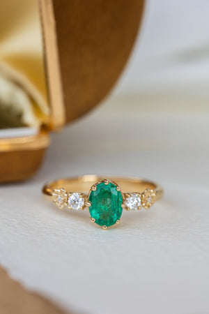 Natural oval emerald engagement ring, flower engagement ring with diamonds / Fiorella - Eden Garden Jewelry™