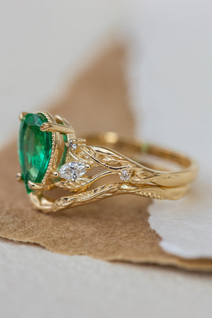 Big pear natural emerald engagement ring, gold nature inspired promise ring / Patricia - Eden Garden Jewelry™