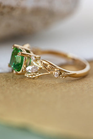 Tsavorite garnet engagement ring, gold ring with leaves and diamonds / Patricia - Eden Garden Jewelry™