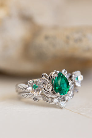 Lab-created emerald engagement ring set, unique flower style bridal ring set / Adelina - Eden Garden Jewelry™