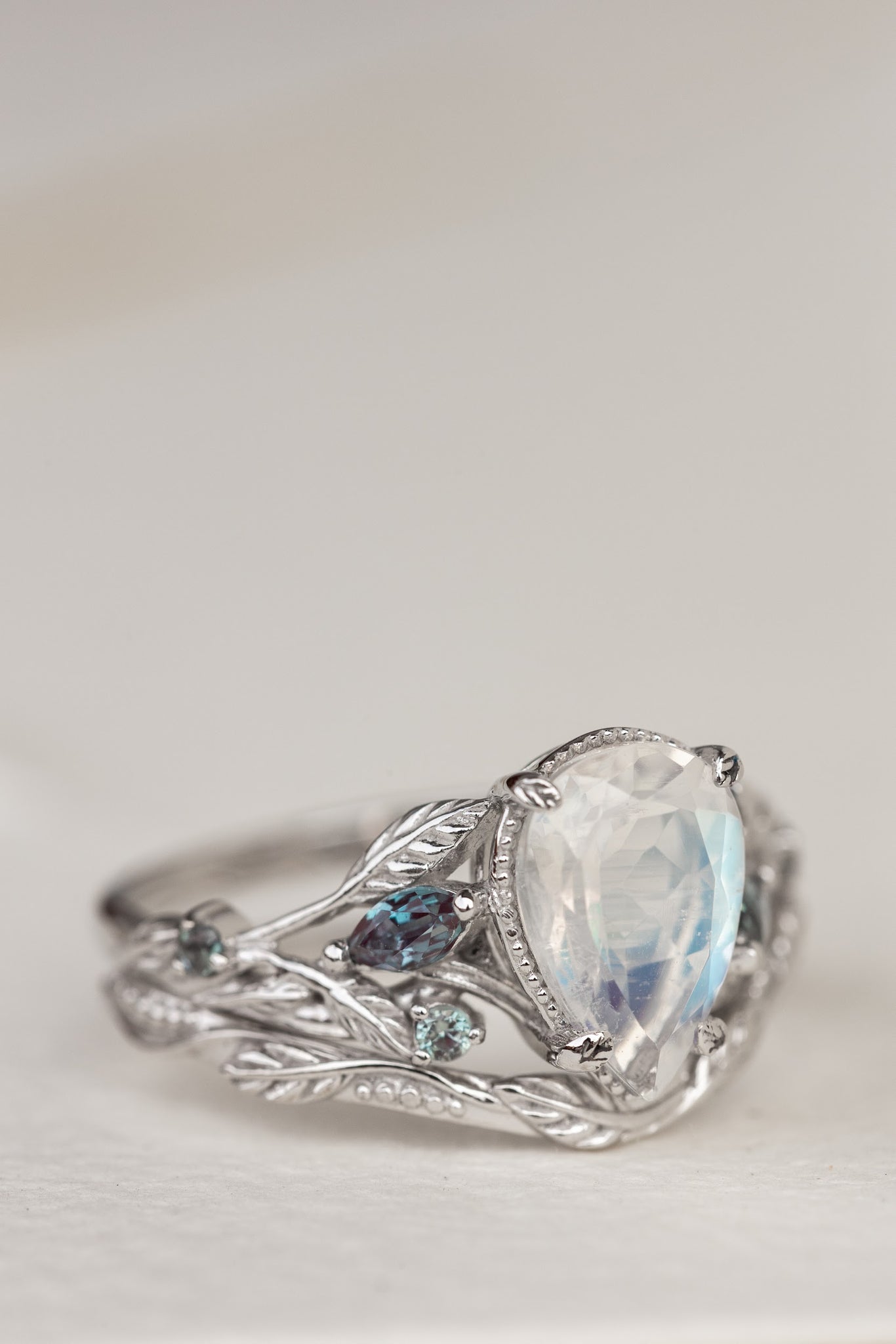 Big pear moonstone bridal ring set, engagement ring set with accent alexandrites / Patricia - Eden Garden Jewelry™