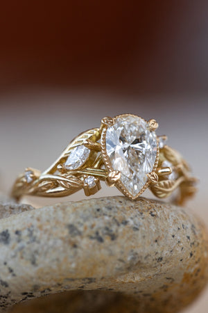 Nature themed bridal ring set with lab grown diamond, ethical diamond engagement ring set / Patricia - Eden Garden Jewelry™