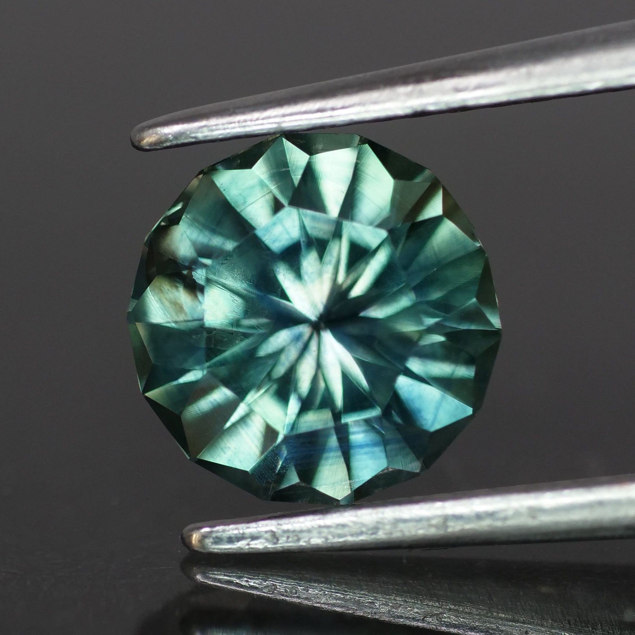 Sapphire | natural, teal color, precision cut *7.5 mm, sunflower design, 1.6ct - Eden Garden Jewelry™