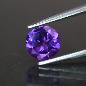 Amethyst | round cut deep purple 6mm, 0.7 ct, VS clarity, Africa - Eden Garden Jewelry™