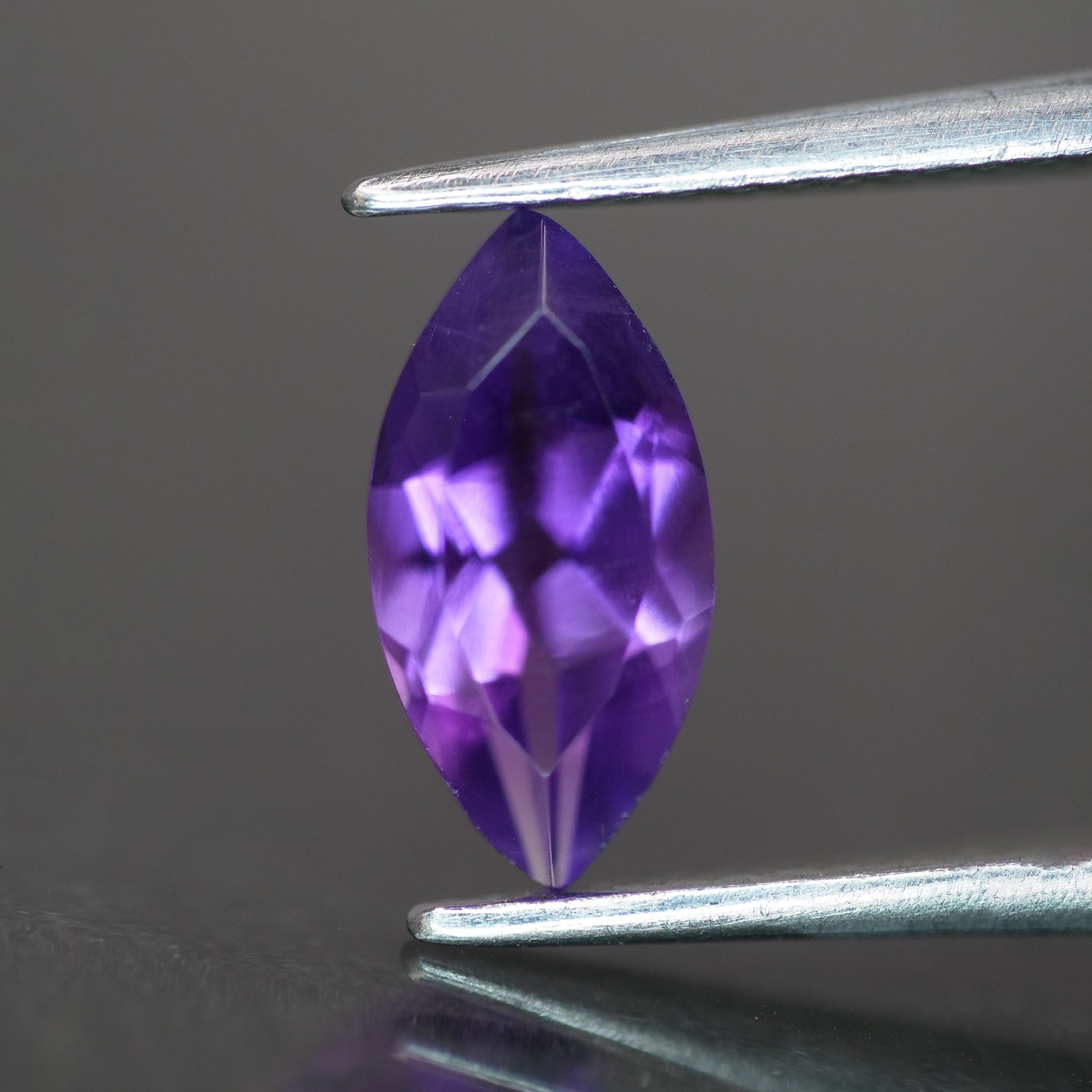 Amethyst | marquise cut deep purple 8x4mm, 0.5 ct, VS clarity, Africa - Eden Garden Jewelry™