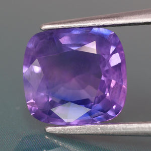 Sapphire opalescent | IGI certified | natural bluish purple, square cushion cut *9x8.5mm, VS *3.2ct - Eden Garden Jewelry™