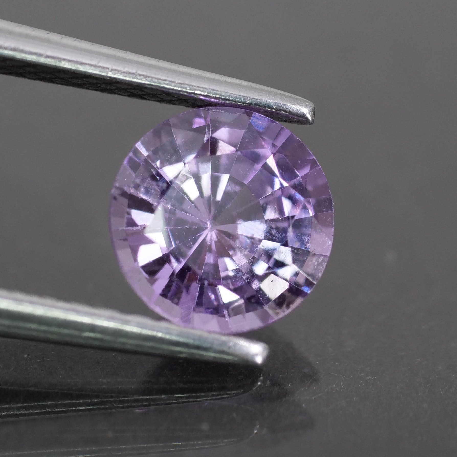 Sapphire | natural, pinkish purple, round cut 6 mm, 0.80 ct, VS - Eden Garden Jewelry™