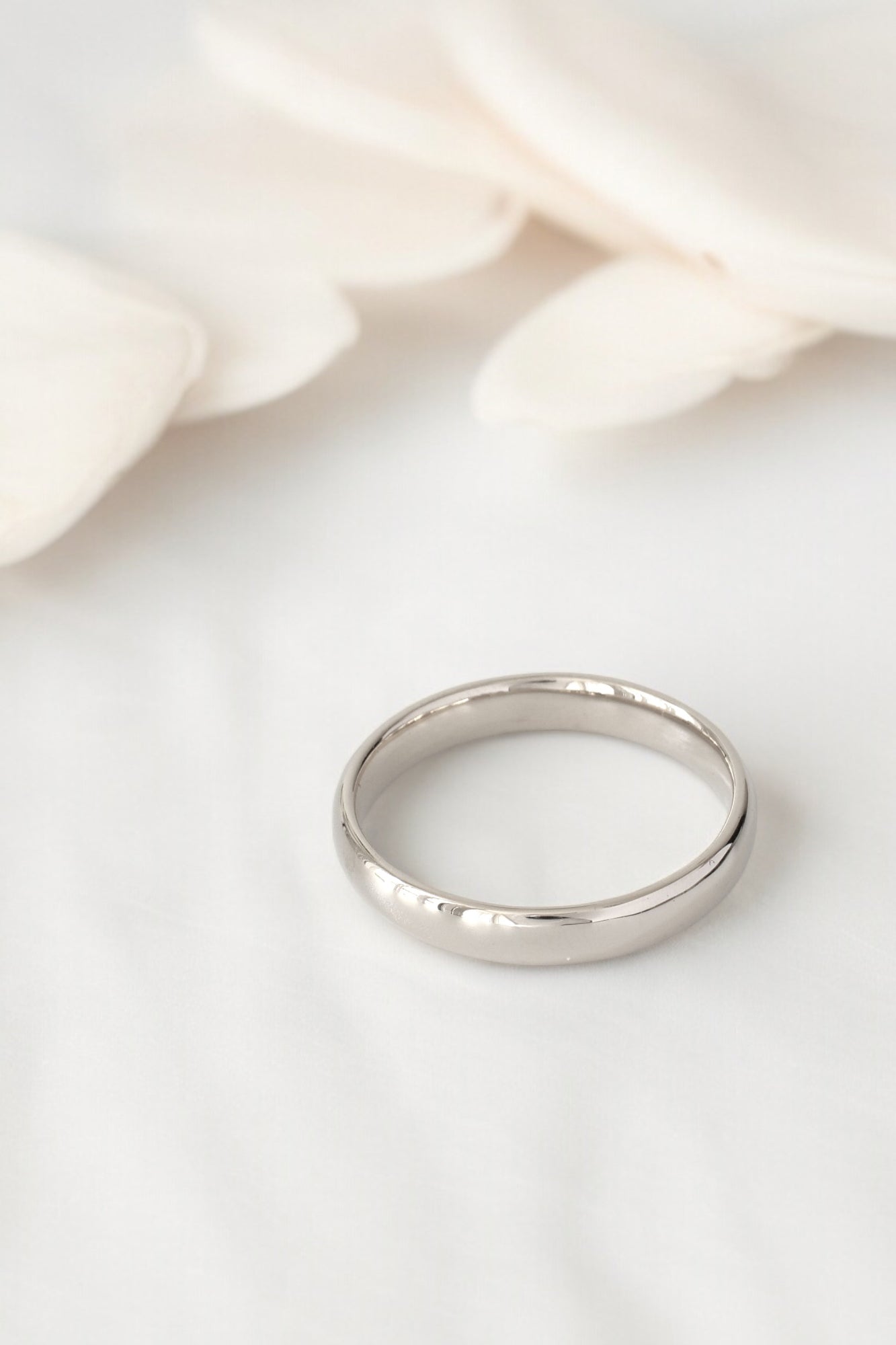 READY TO SHIP: White gold classic wedding band, AVAILABLE RING SIZES - 8US, 9US, 10US, 11US - Eden Garden Jewelry™