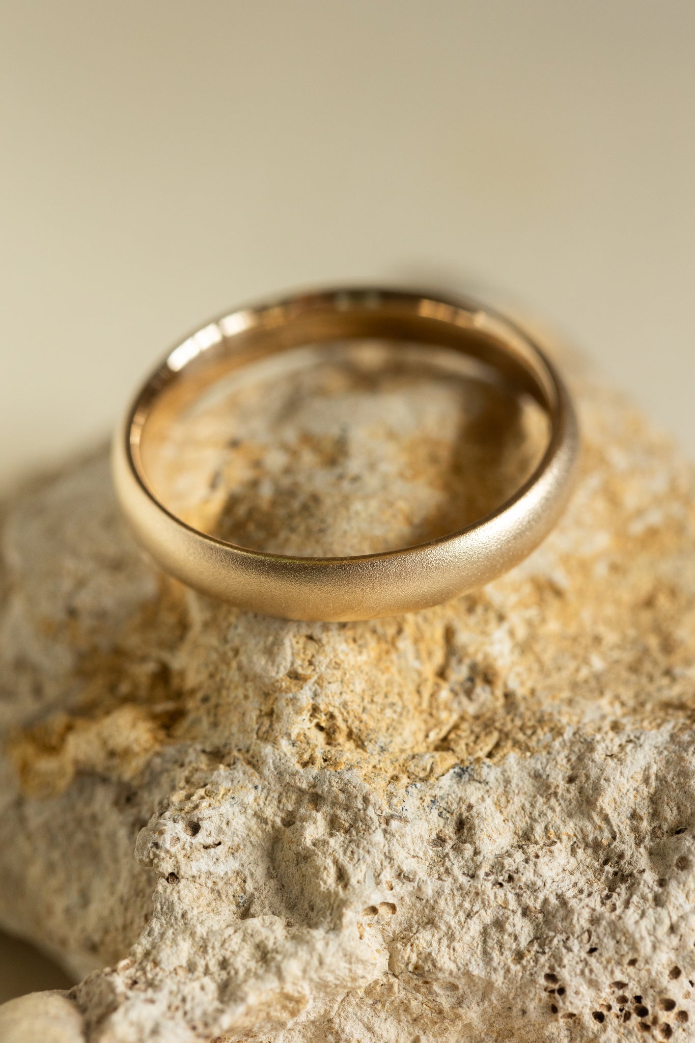 READY TO SHIP: Classic satin wedding band in 14K yellow gold, AVAILABLE RING SIZES - 11US - Eden Garden Jewelry™