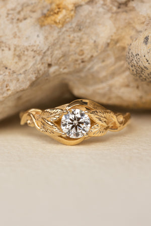 READY TO SHIP: Azalea engagement ring in 18K yellow gold, lab grown diamond, round cut 5 mm, AVAILABLE RING SIZE: 5.5 - 8.5 US