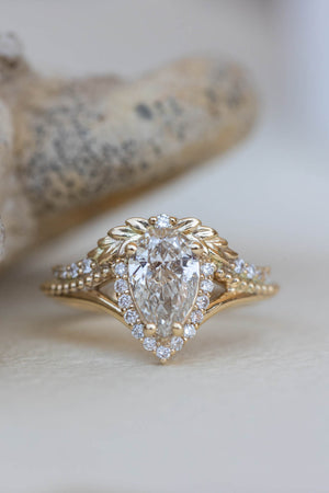 Sparkling lab grown diamond engagement ring, antique style gold ring with diamonds / Lyonella - Eden Garden Jewelry™