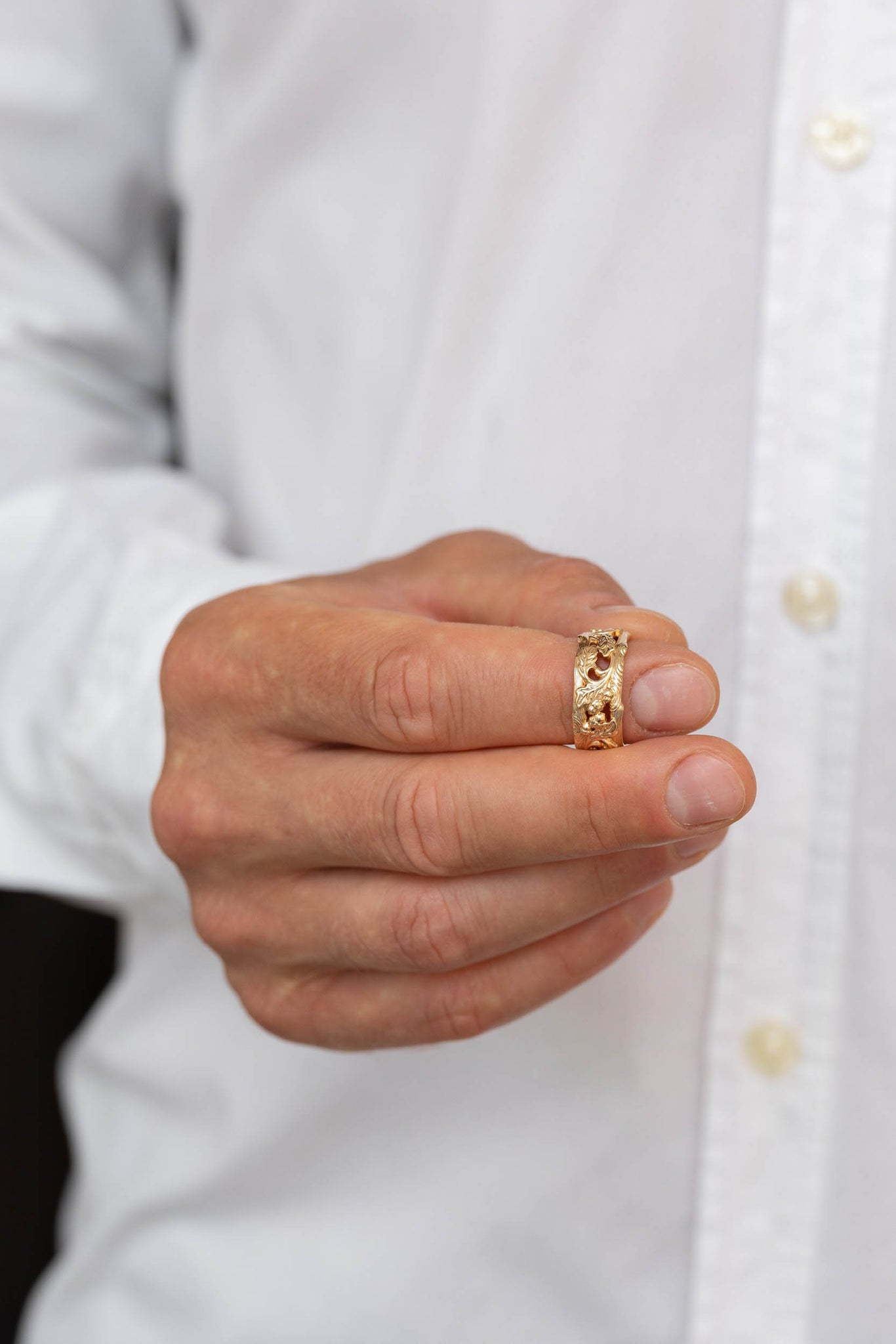 Black and gold oak ring, wedding band for him - Eden Garden Jewelry™