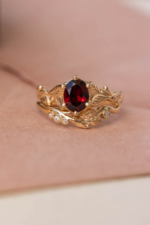 Garnet gold leaves engagement ring set, nature inspired bridal ring set / Freesia - Eden Garden Jewelry™