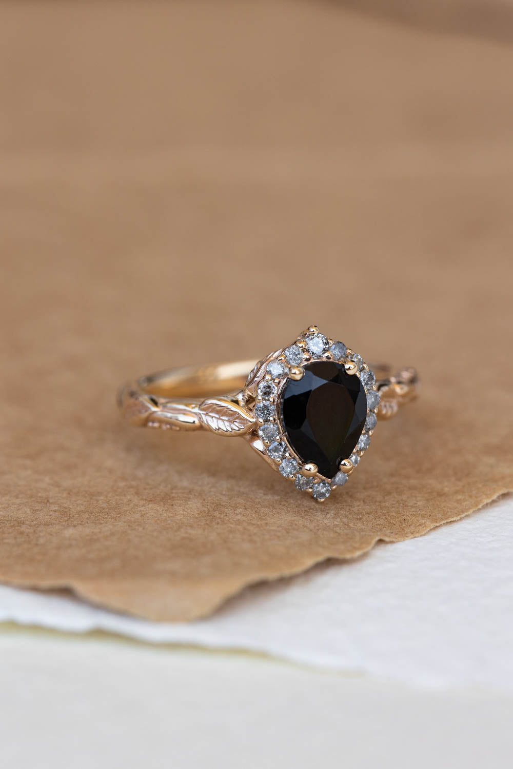 Black spinel with salt and pepper diamonds halo engagement ring / Florentina - Eden Garden Jewelry™