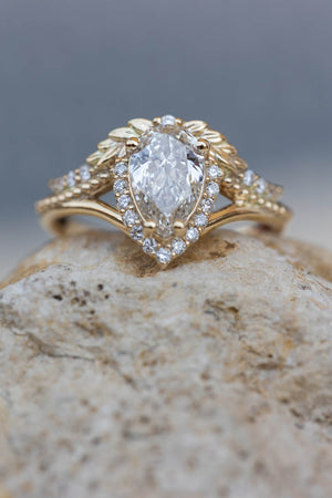 Sparkling lab grown diamond engagement ring, antique style gold ring with diamonds / Lyonella - Eden Garden Jewelry™