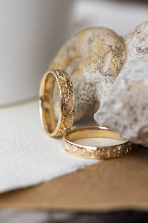 Wedding bands set for couple: gold ivy leaves ring - Eden Garden Jewelry™