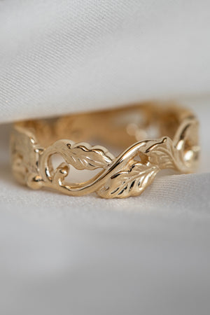 READY TO SHIP: Oak leaves and acorns wedding ring in 14K yellow gold, AVAILABLE RING SIZES - 5.5, 8.5 US - Eden Garden Jewelry™