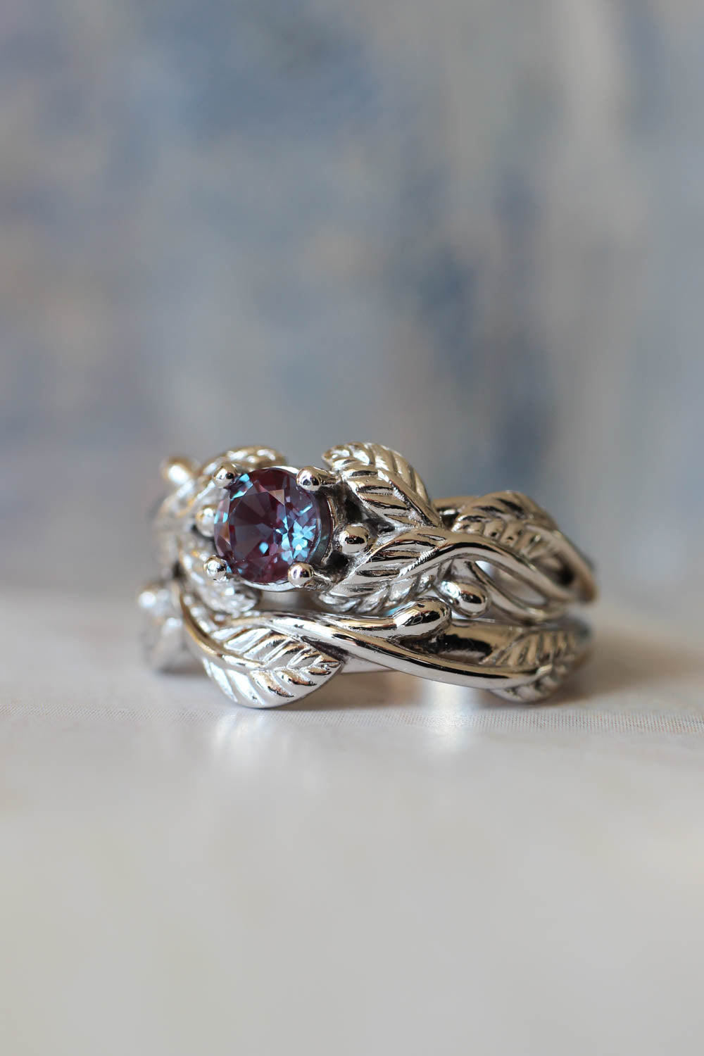 Alexandrite bridal ring set, nature inspired engagement and wedding rings / Cornus - Eden Garden Jewelry™