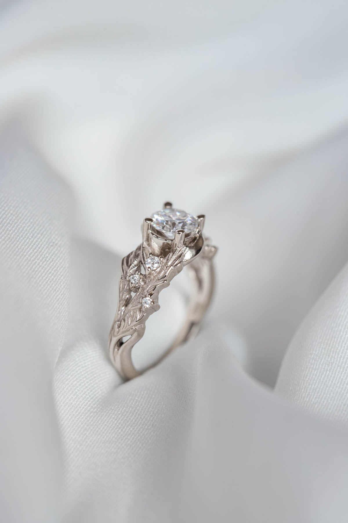 Moissanite branch engagement ring, twig diamond proposal ring / Japanese Maple - Eden Garden Jewelry™