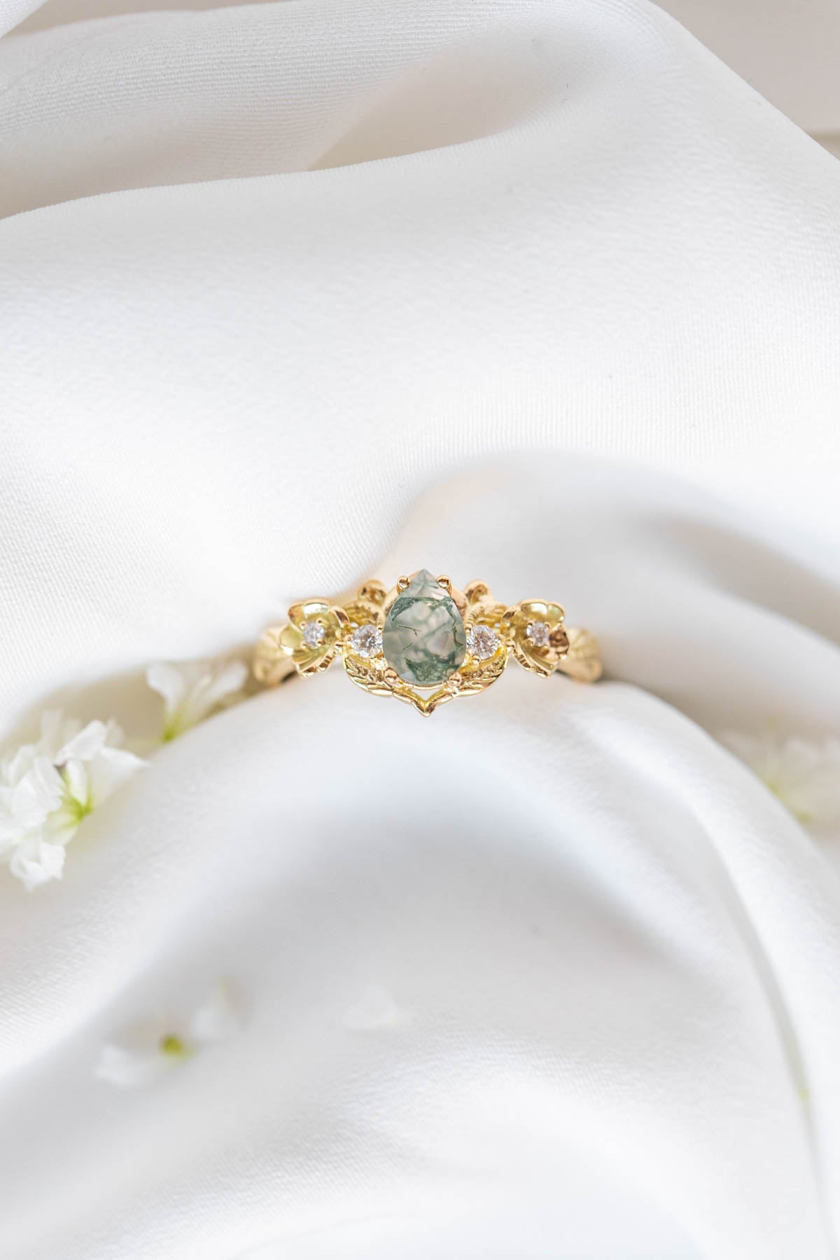 Moss agate and diamonds floral engagement ring / Adelina - Eden Garden Jewelry™