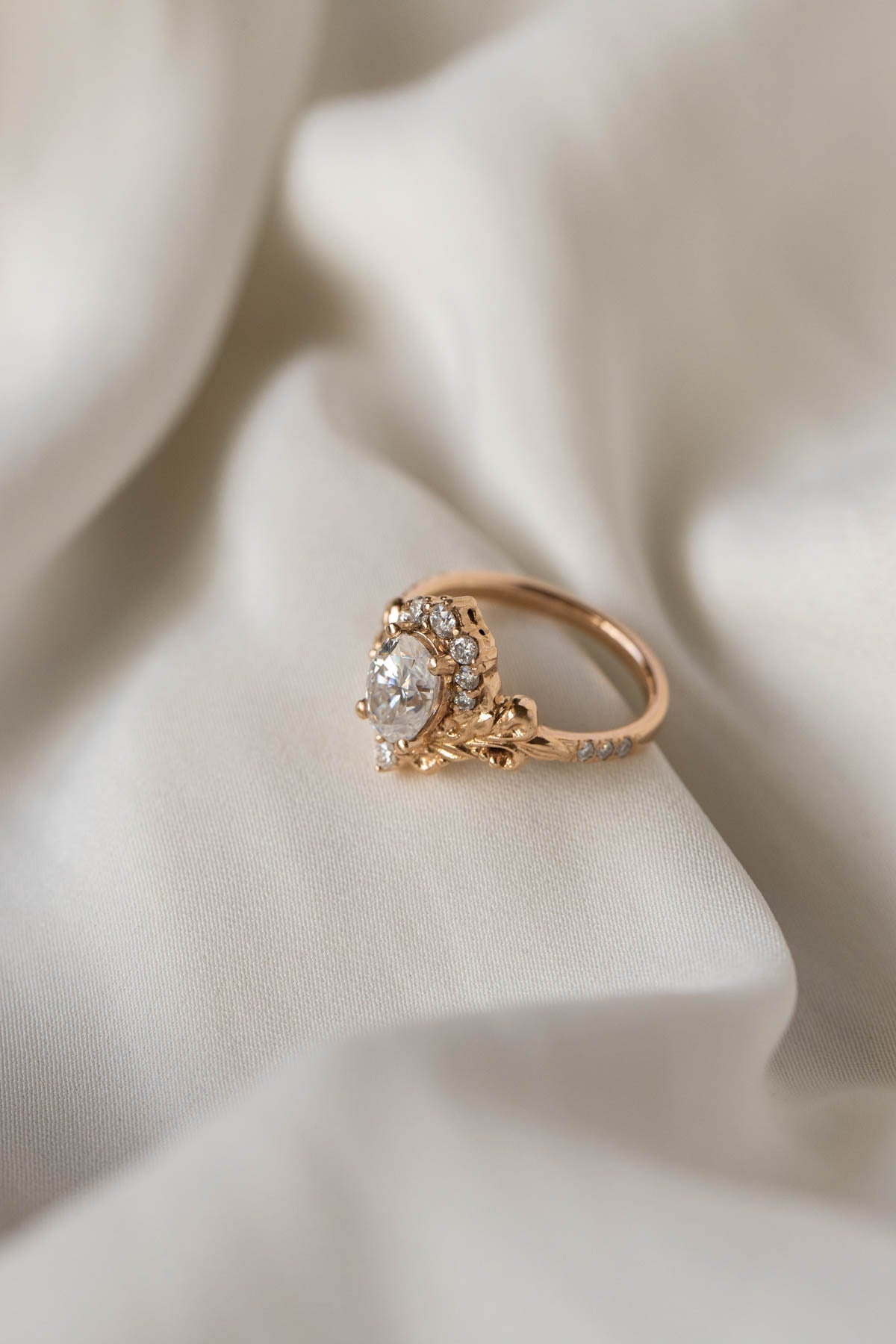 Oval lab grown diamond engagement ring, rose gold ring with diamond halo / Sophie - Eden Garden Jewelry™