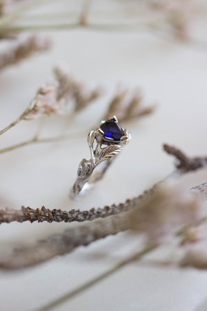 Trillion cut sapphire ring / Clematis - Eden Garden Jewelry™