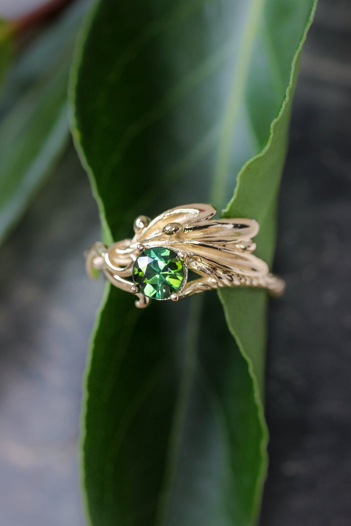 Olive branch ring with ribbon and green tourmaline - Eden Garden Jewelry™