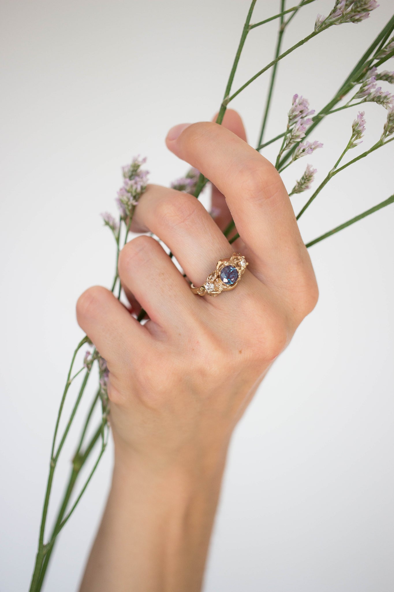 gold rings with alexandrite and diamonds