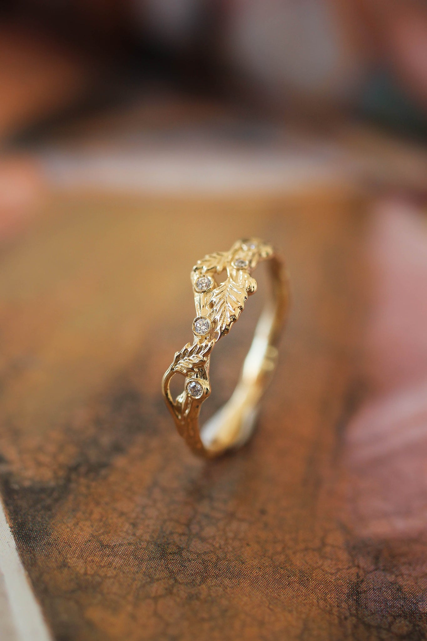 Twig ring with diamonds and three leaves, branch wedding band - Eden Garden Jewelry™