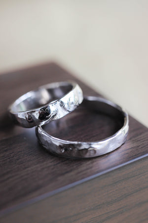 Textured wedding band, unisex ring - Eden Garden Jewelry™