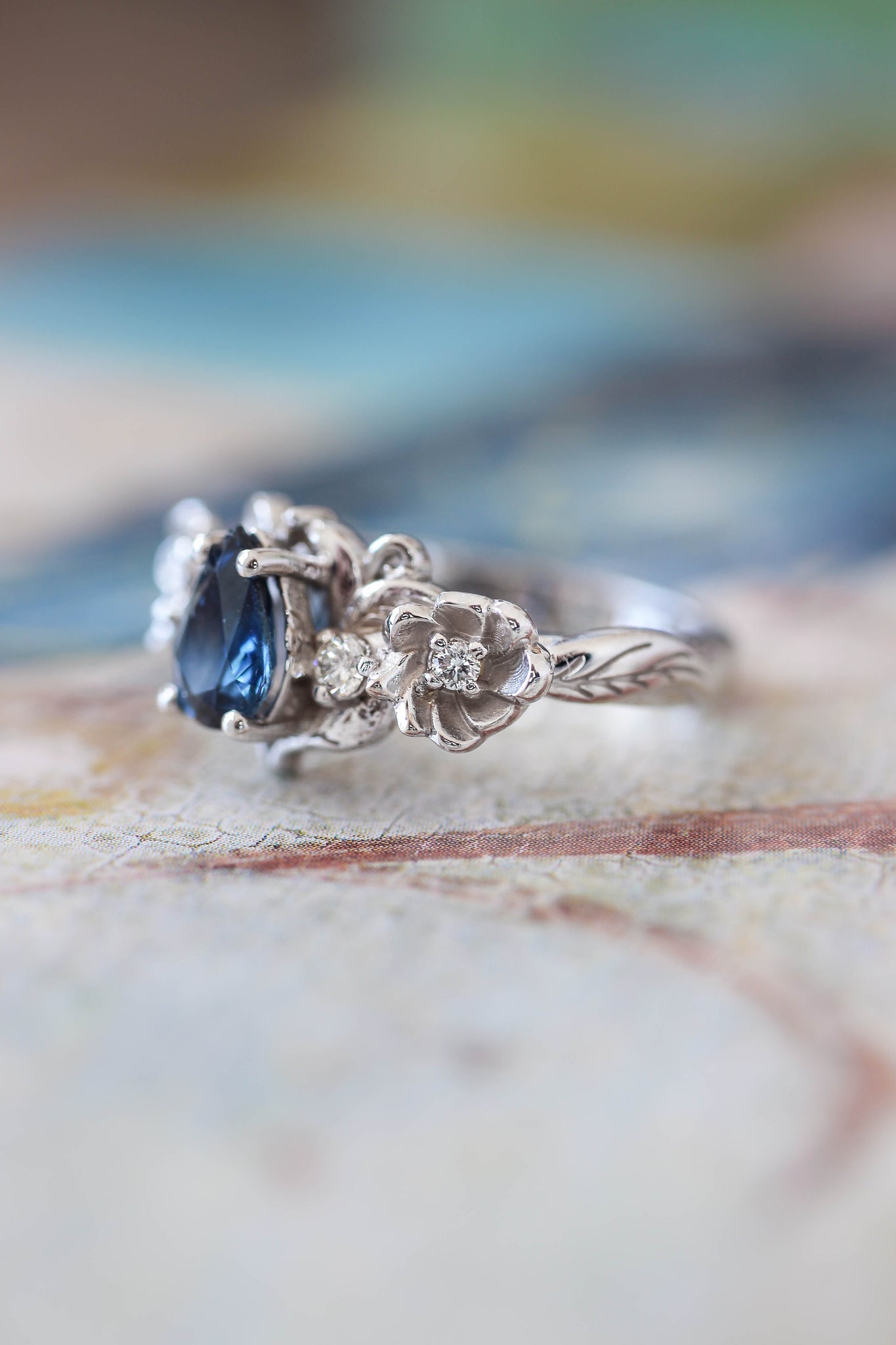 Sapphire and diamonds ring, flower engagement ring / Adelina - Eden Garden Jewelry™