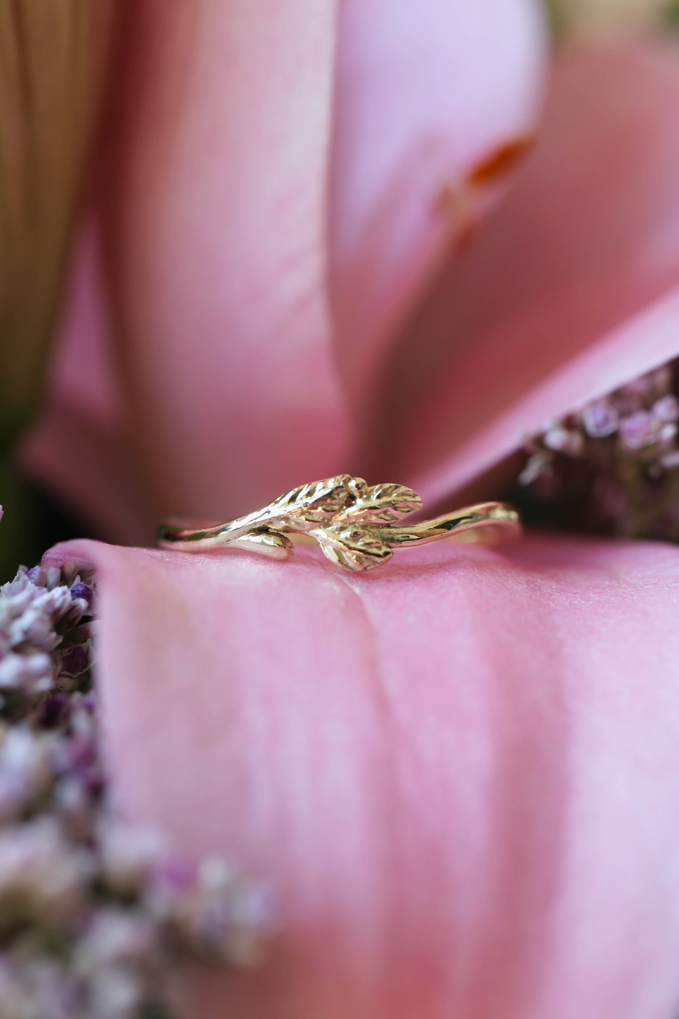 Dainty twig wedding band, solid gold ring - Eden Garden Jewelry™