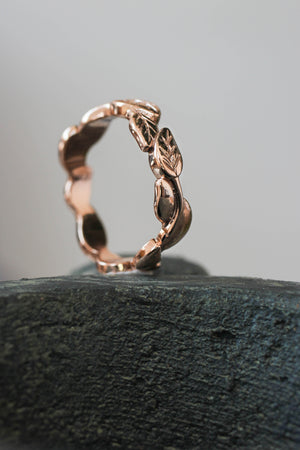 Bold leaves wedding band for man, nature ring for him - Eden Garden Jewelry™