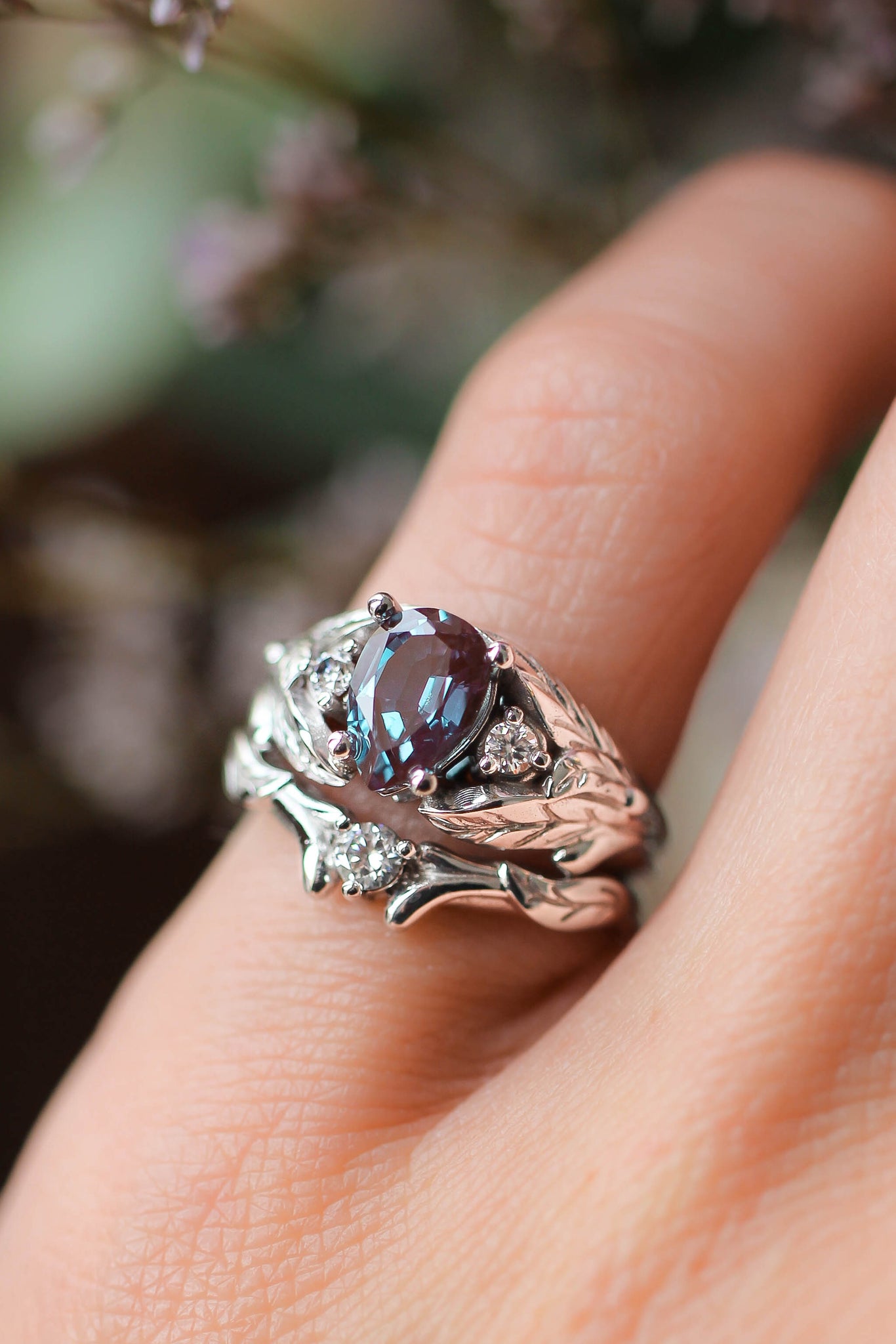 Bridal ring set with alexandrite and diamonds / Wisteria - Eden Garden Jewelry™