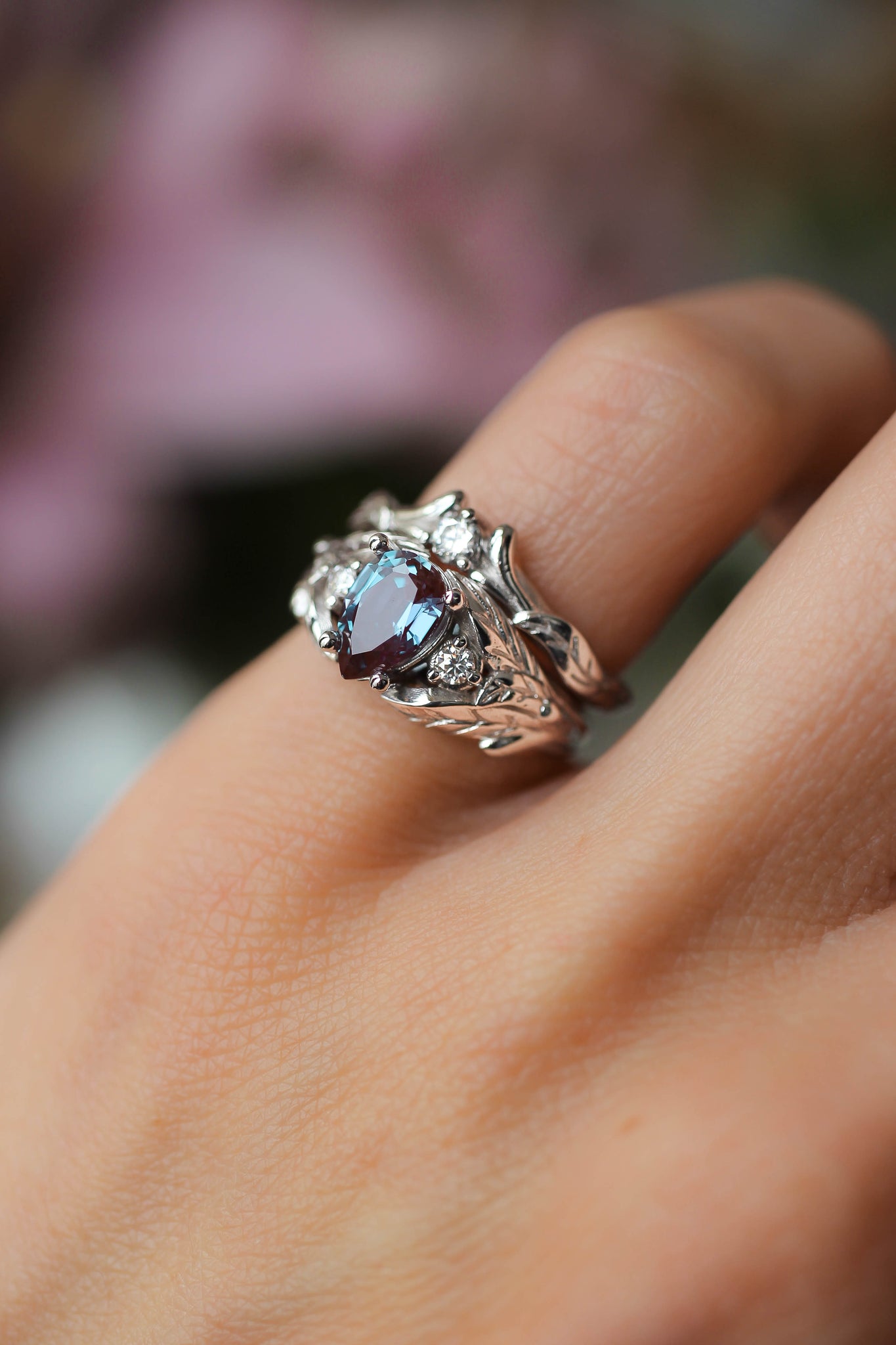 Bridal ring set with alexandrite and diamonds / Wisteria - Eden Garden Jewelry™