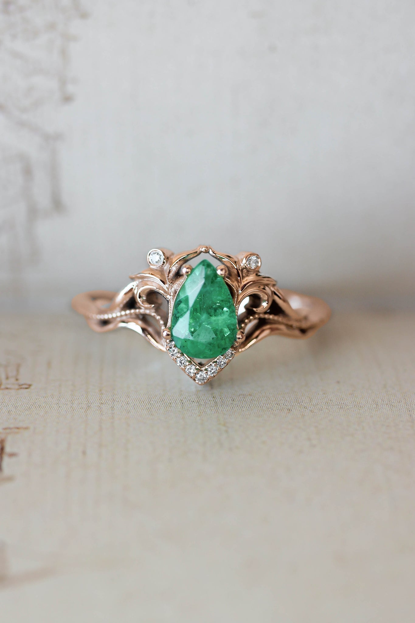 Natural emerald and diamonds engagement ring / Lida - Eden Garden Jewelry™