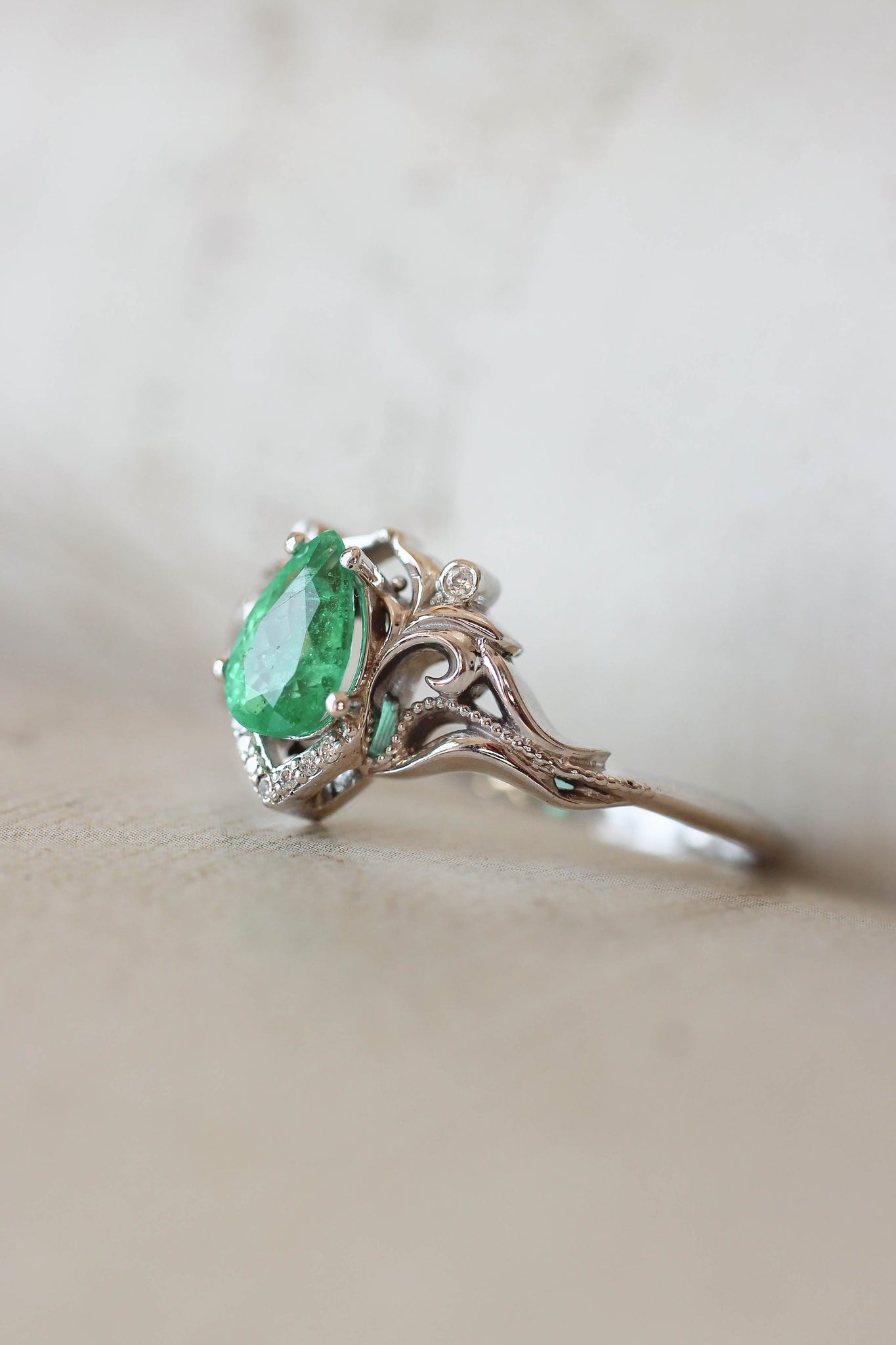 Natural emerald and diamonds engagement ring / Lida - Eden Garden Jewelry™