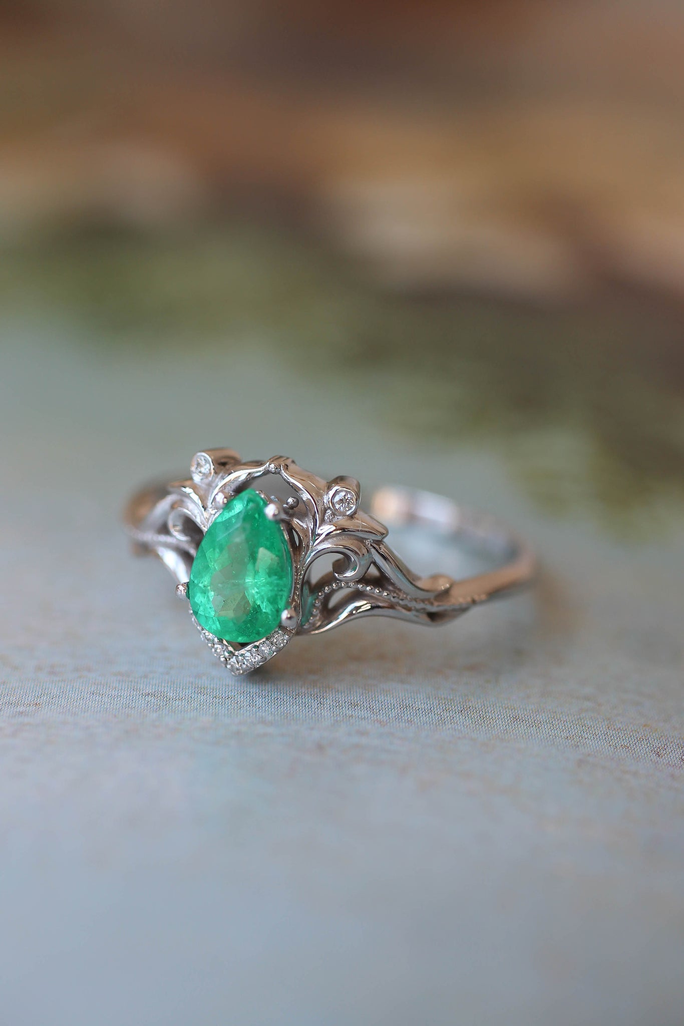 Natural emerald and diamonds engagement ring / Lida - Eden Garden Jewelry™